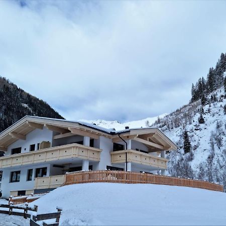 Apartments Alpenpanorama, Neustift Нойштіфт-ім-Штубайталь Екстер'єр фото