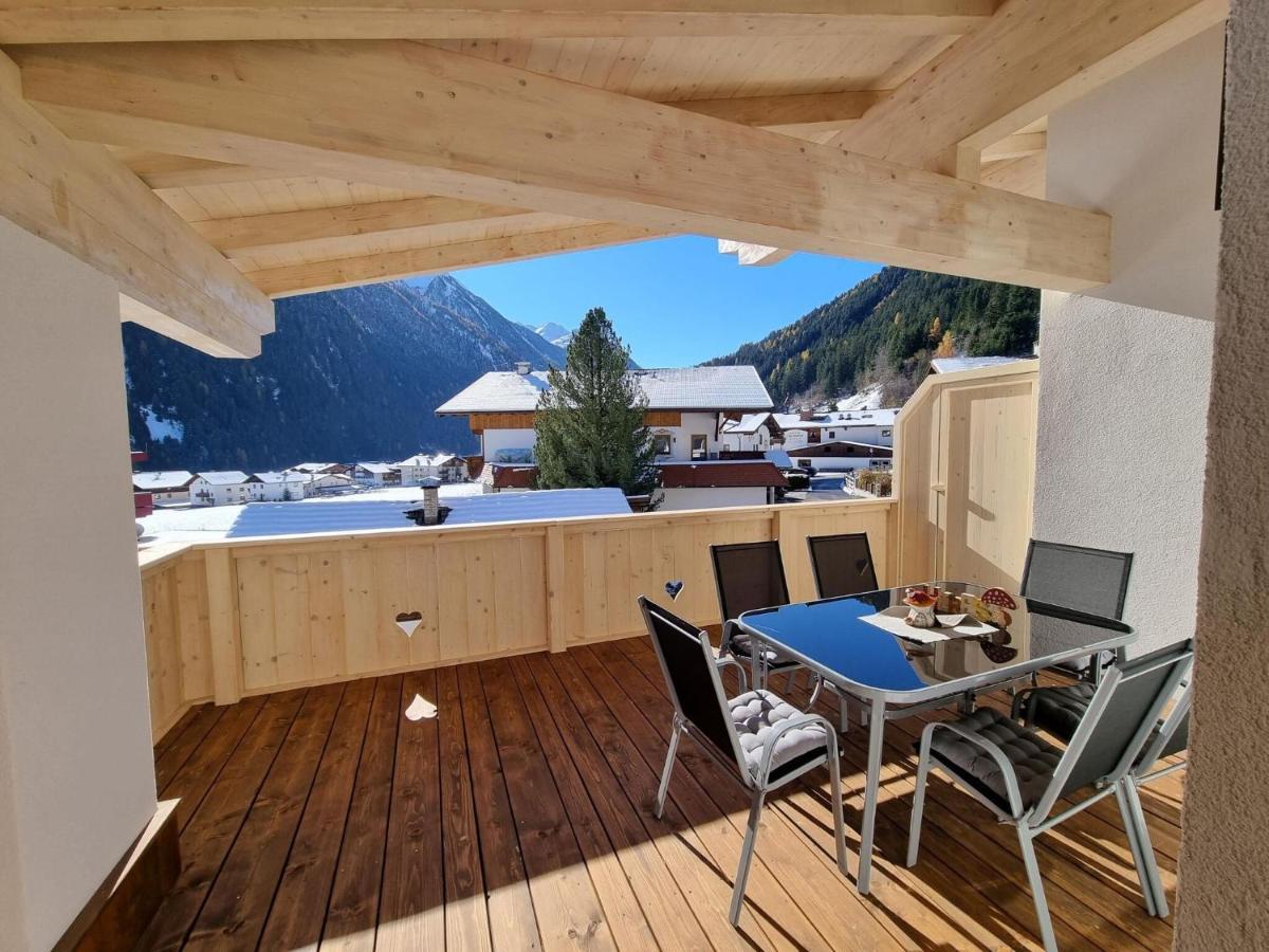 Apartments Alpenpanorama, Neustift Нойштіфт-ім-Штубайталь Екстер'єр фото